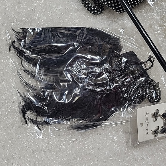 Flapper Costume Accessories - Picture 4 of 13